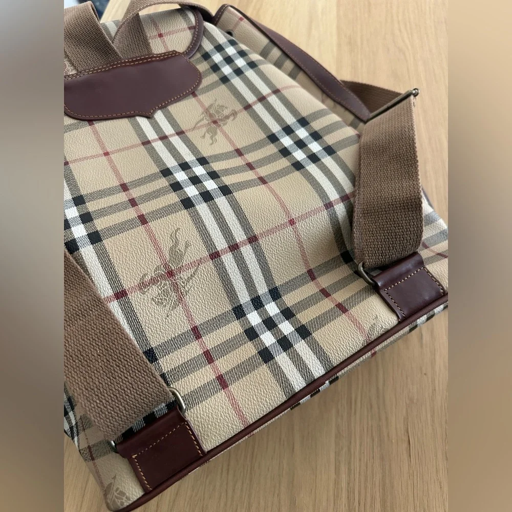 Burberrys Backpack with dustbag - Picture 9 of 16